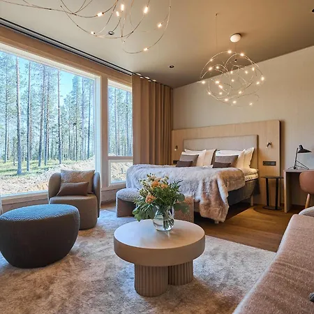 Hotel Balder Luxury & Glass Igloos Levi