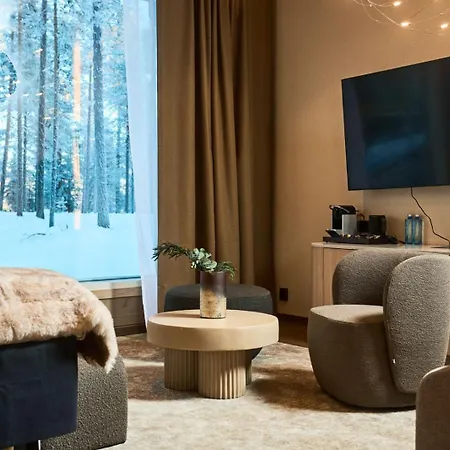 Balder Luxury & Glass Igloos Hotel Levi