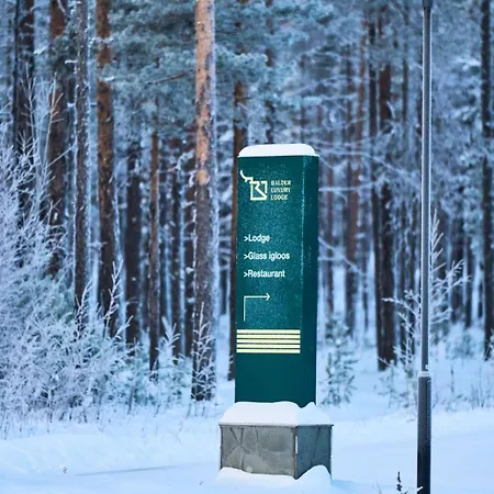 Balder Luxury & Glass Igloos Szálloda Levi