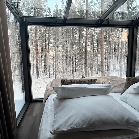Balder Luxury & Glass Igloos Hotel Levi
