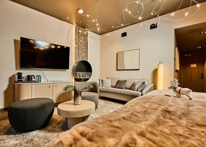 Balder Luxury & Glass Igloos 5* לוי